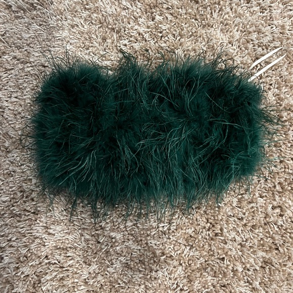 Club l London ostrich feather top (faux) - Picture 4 of 4